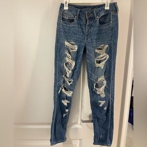 American Eagle Distressed Blue Jeans